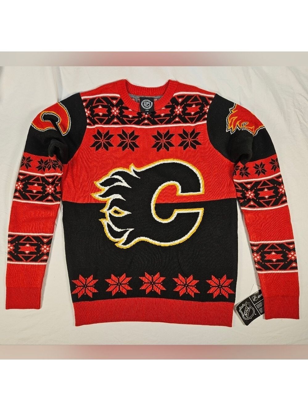 Calgary Flames Ugly Christmas Sweater Official NHL Men Holiday Hockey Medium NWT